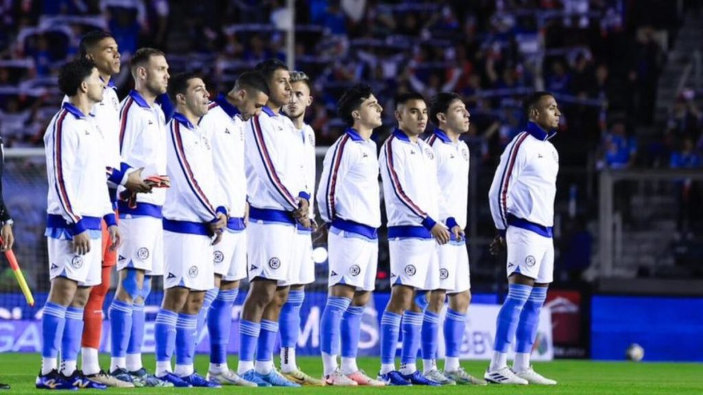 La fecha en la que Alan Pulido podría debutar con Chivas en el Clausura 2025