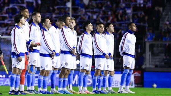 La fecha en la que Alan Pulido podría debutar con Chivas en el Clausura 2025