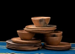 Las bellas tazas chocolateras y otros trastes de barro oaxaqueños