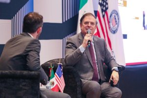 México saldrá adelante en las negociaciones del T-MEC: Ebrard