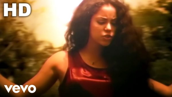 No tarda en llegar Piqué : Shakira se vino a vivir a México