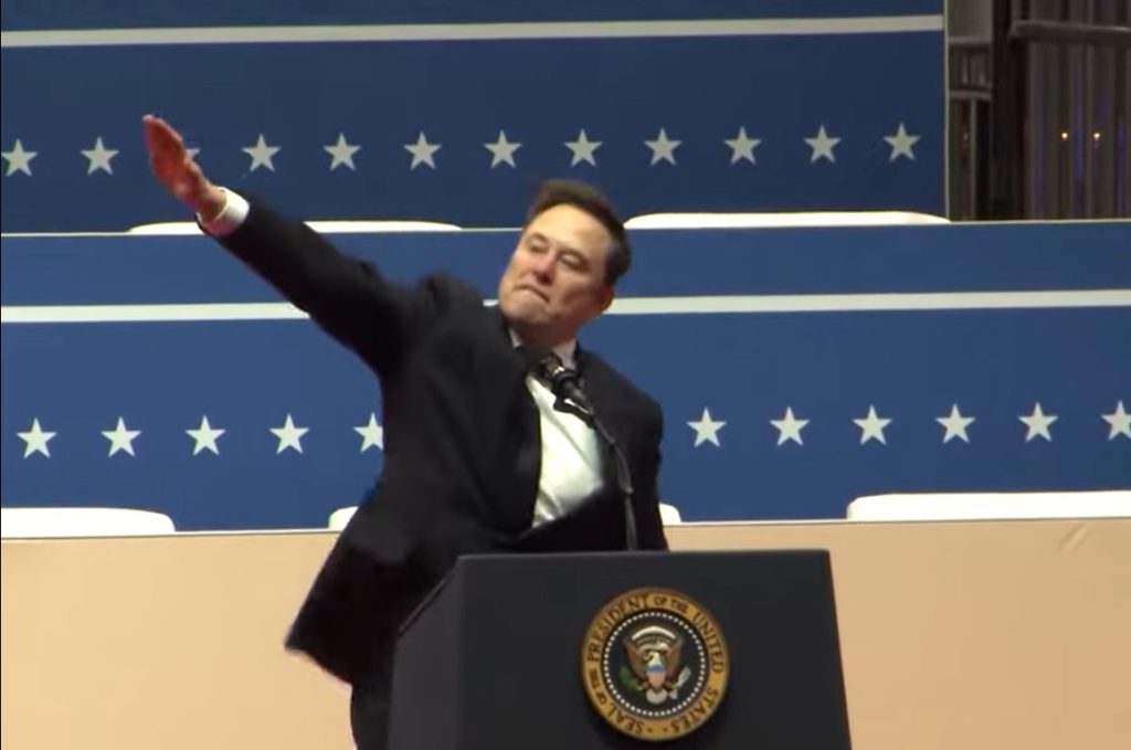 #NoEsBroma || El extraño saludo de Adolf Musk + video