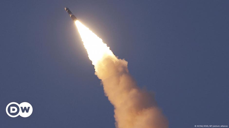 Pyongyang dice que disparó nuevo tipo de misil hipersónico