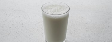 Un estudio acaba de confirmar lo que ya sospechábamos: las leches vegetales tienen menos nutrientes que la de vaca