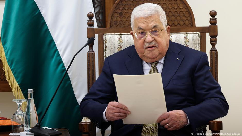 Abbas destituye a responsable de asuntos de presos palestinos por oponerse a nueva política