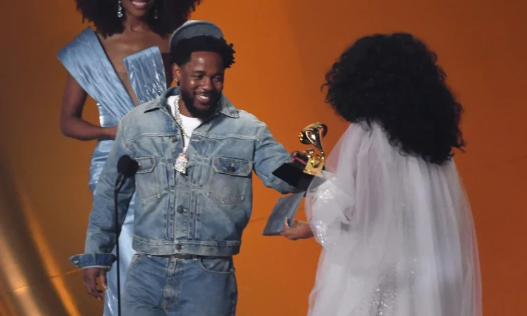 Beyoncé y Kendrick Lamar se llevan la noche en los Grammys (Lista completa de ganadores)
