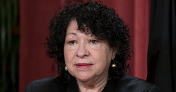 Justice Sotomayor aborda problemas de cumplimiento de órdenes judiciales a la luz de las preocupaciones sobre Trump