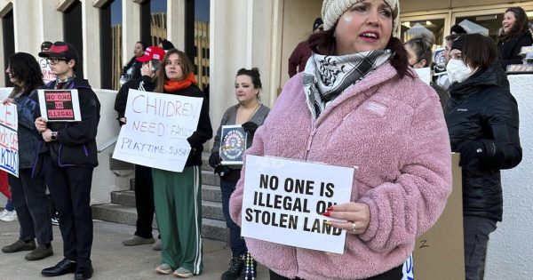 Maestra de Fresno pone en duda el estatus migratorio de sus estudiantes y ofende a mexicanos en clase