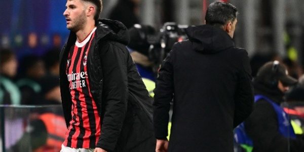 Milan de Santi Giménez cae ante Torino