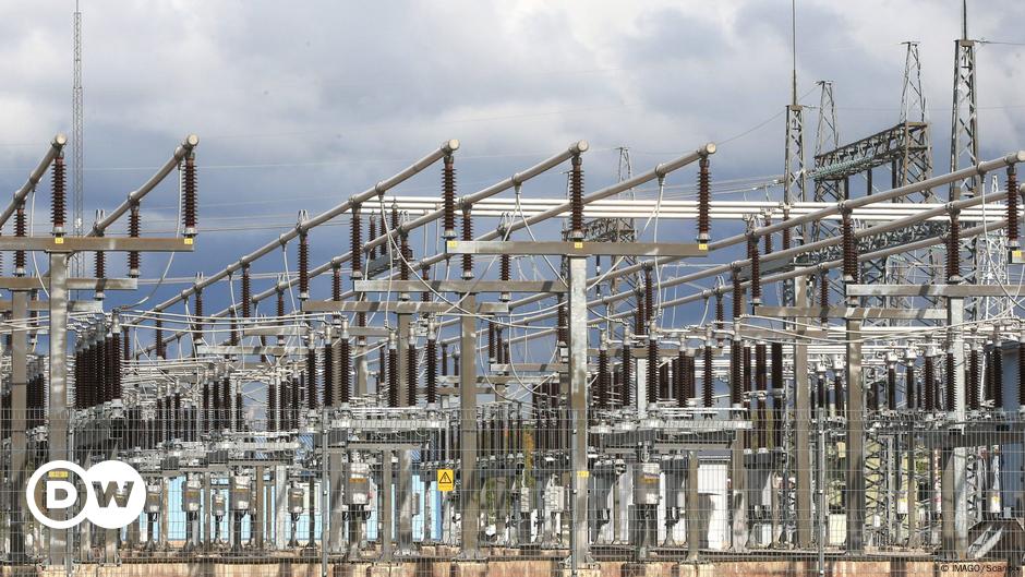 Países bálticos se desconectan de red eléctrica rusa y se preparan para conectarse con la UE