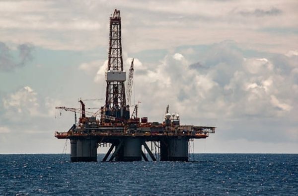 PEMEX descarta rechazo de crudo mexicano y atiende problema de salinidad