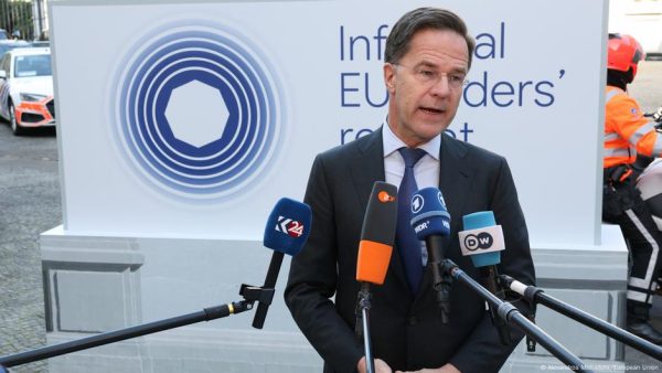 Rutte pide a países aliados gastar más dinero para la OTAN