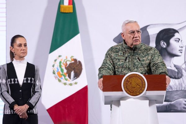 Trevilla Trejo descarta indicios de espionaje en México || “No hay ningún indicio de que se haya violado la soberanía del espacio aéreo nacional”