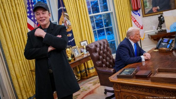 Trump quiere que Musk sea "más agresivo" en recortar gastos del gobierno