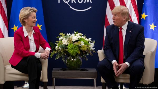 UE advierte que "reaccionará con firmeza" a aranceles de Trump