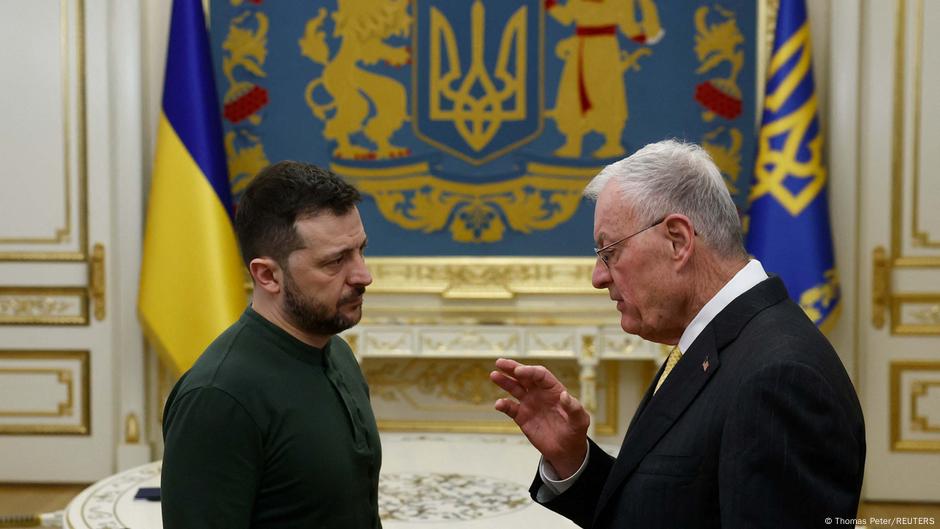 Zelenski recibe al enviado de Estados Unidos tras las críticas de Trump