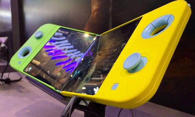 Así son los increíbles plegables en los que trabaja Samsung: una consola de videojuegos y un Galaxy Z Flip como nunca habíamos visto