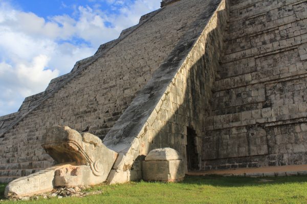 El equinoccio de primavera 2025 en Chichén Itzá