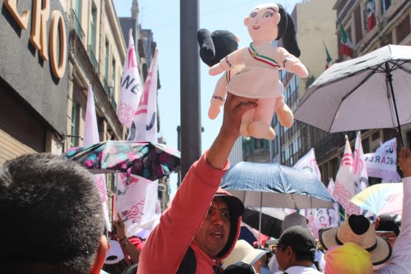 Enviará Sheinbaum nota diplomática a EU por crítica que funcionario hizo al mitin del domingo