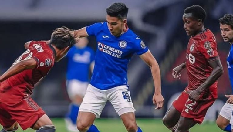 Fue campeón con Cruz Azul y hoy vive un triste presente en el olvido