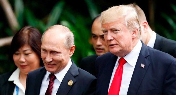 Putin y Trump hablan sobre Ucrania durante llamada telefónica