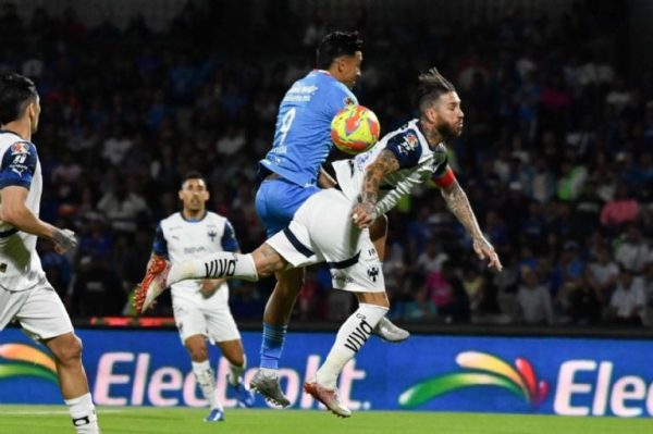 Sergio Ramos "hace enojar" a jugador de Cruz Azul con polémica foto