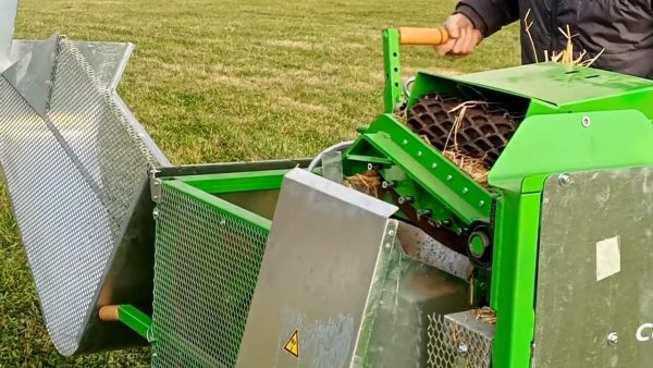 Startup francesa lanza triturador manual que convierte residuos vegetales en mantillo sin electricidad ni gasolina