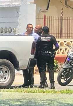 Confirman que delegado del IMSS en Tamaulipas fue detenido con arma y dinero