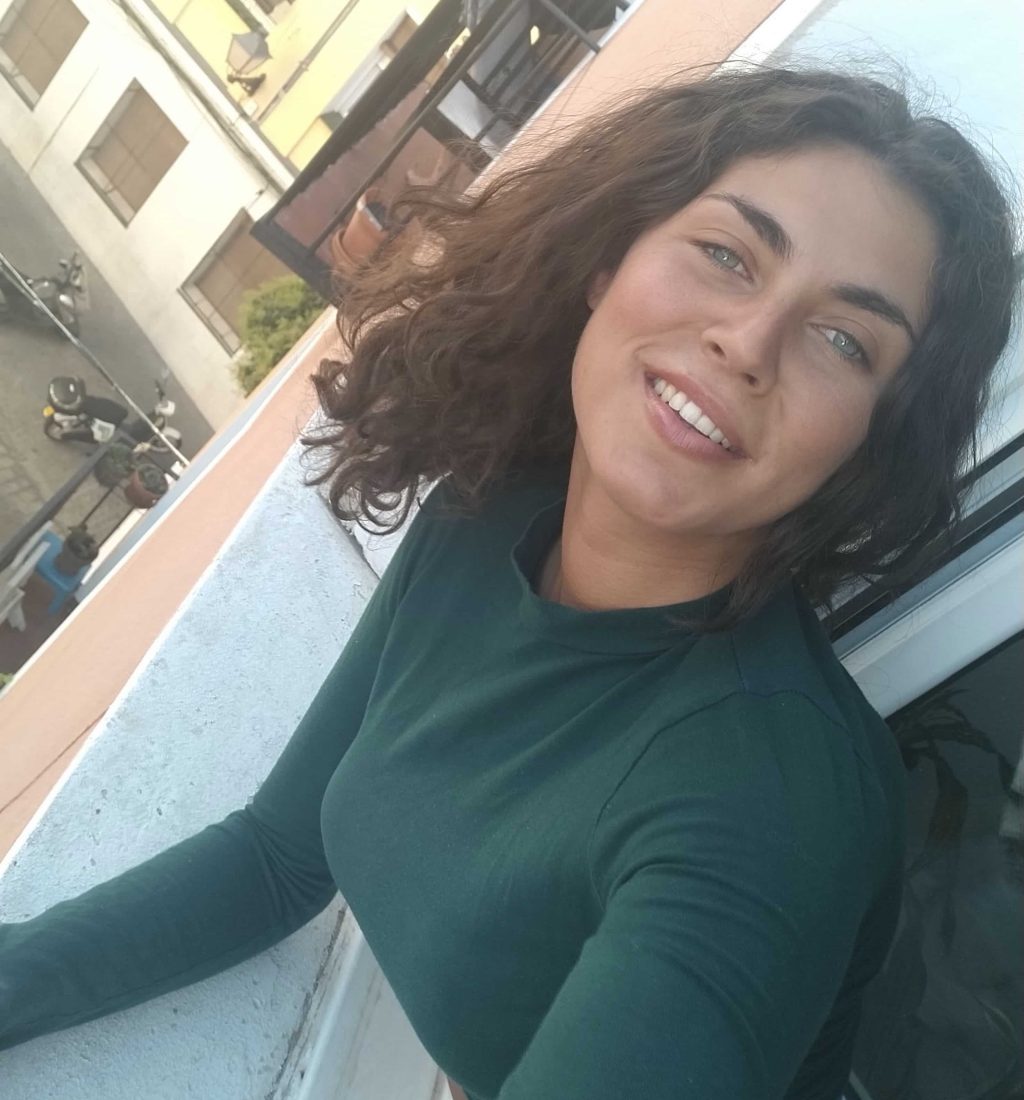 Entrevista a Laura Chivite: “Solo sé hacer las cosas a modo de puzle”