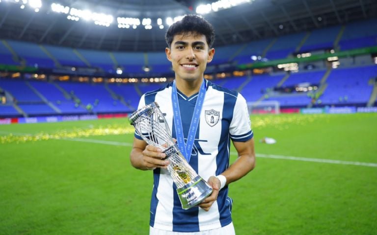 Esto le costaría a Cruz Azul contratar a Elías Montiel