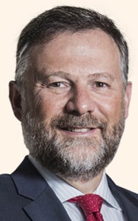 Francisco a contracorriente