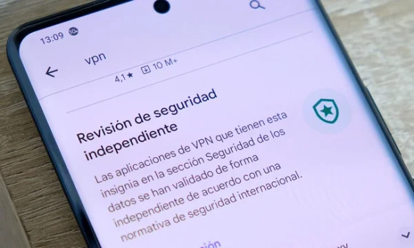 Google acaba de corregir dos vulnerabilidades zero-day. Son de urgencia pero a nuestros móviles llegarán demasiado tarde