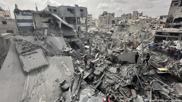 Israel bombardea hospital en Gaza, según organismo