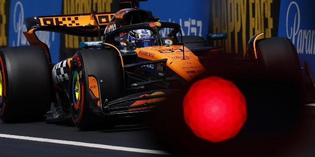 McLaren domina una segunda práctica libre accidentada en Japón
