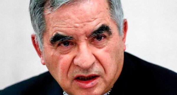 ¿Podrá participar Angelo Becciu, cardenal expulsado por Papa Francisco en el cónclave? Esto dice El Vaticano