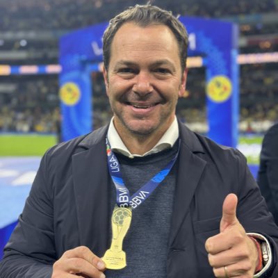 “Te veré pidiendo entrevistas cuando vengan los triunfos”: Santiago Baños ‘revienta’ a Faitelson en redes sociales