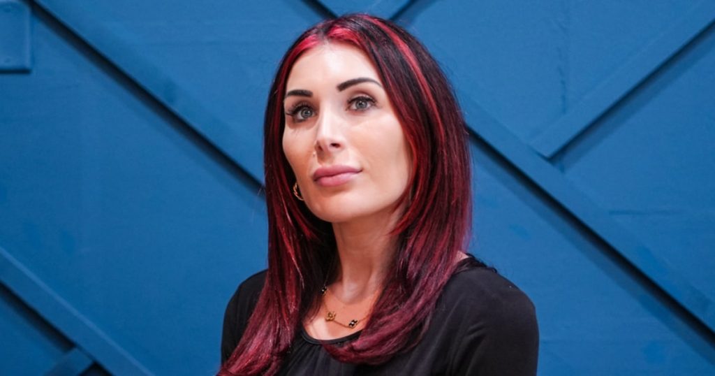 Trump despide al menos a 3 asesores de seguridad nacional tras reunirse con un activista de extrema derecha