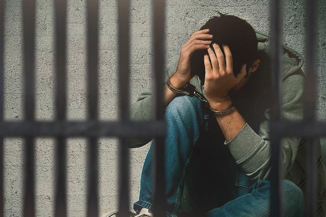 Violencia en la adolescencia: causas y soluciones