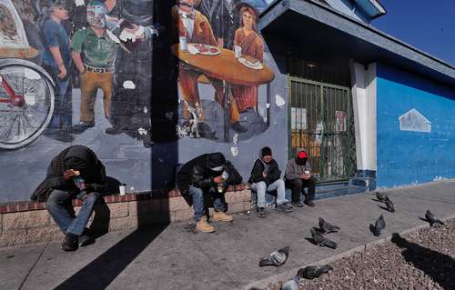 Viven y trabajan fuera de sus países 281 millones en el mundo, alerta ONU