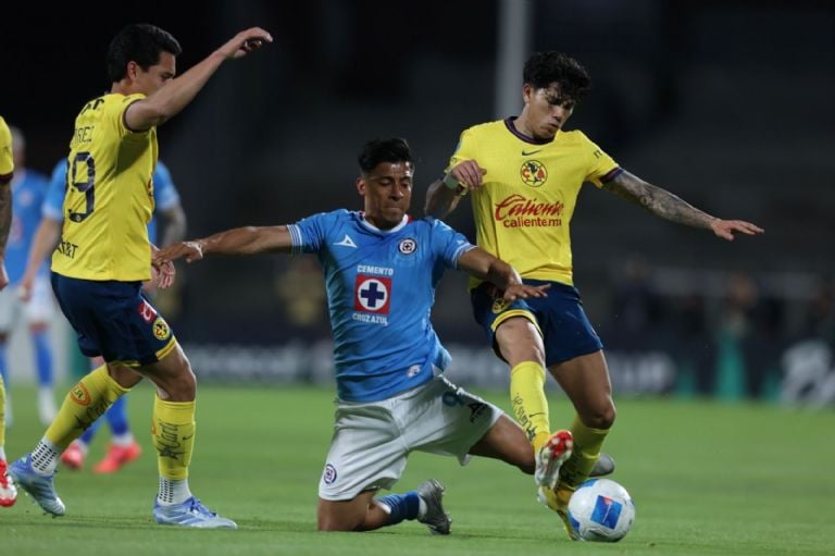 América le da la por de las noticias a Cruz Azul antes de la semifinal