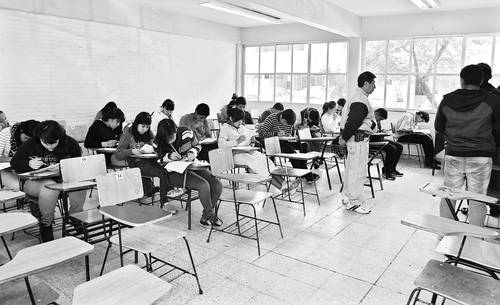 Aumentan cursos de ingreso a prepas aunque ya no hay examen obligatorio