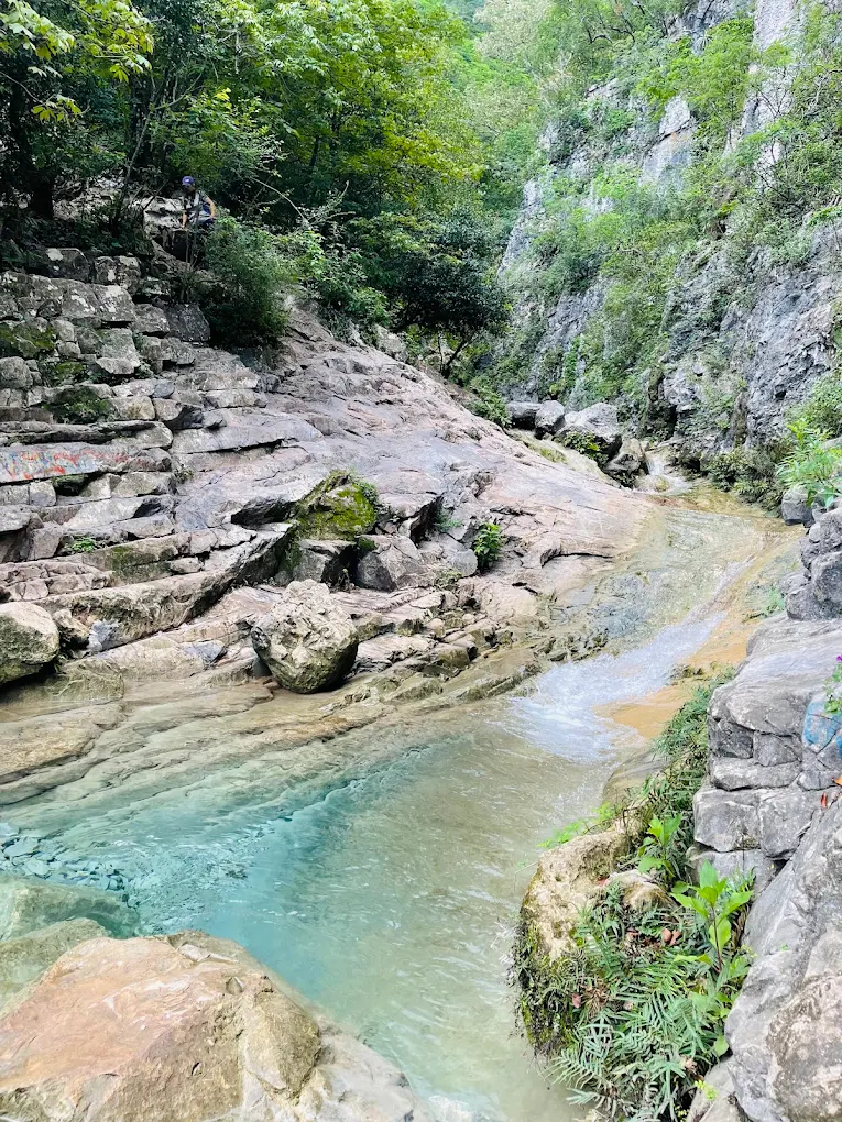 Cascadas del cerro de la Silla, un oasis en la ciudad