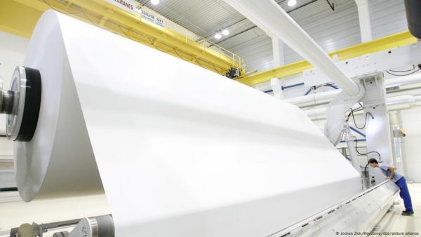 "Cinco sabios" de Alemania rebajan al 0,0 % su previsión de crecimiento para 2025