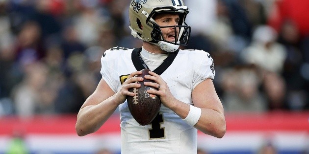 Derek Carr anuncia su retiro a los 34 años; ESTE es el motivo