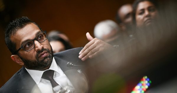 El desastroso testimonio de Kash Patel ante el Congreso