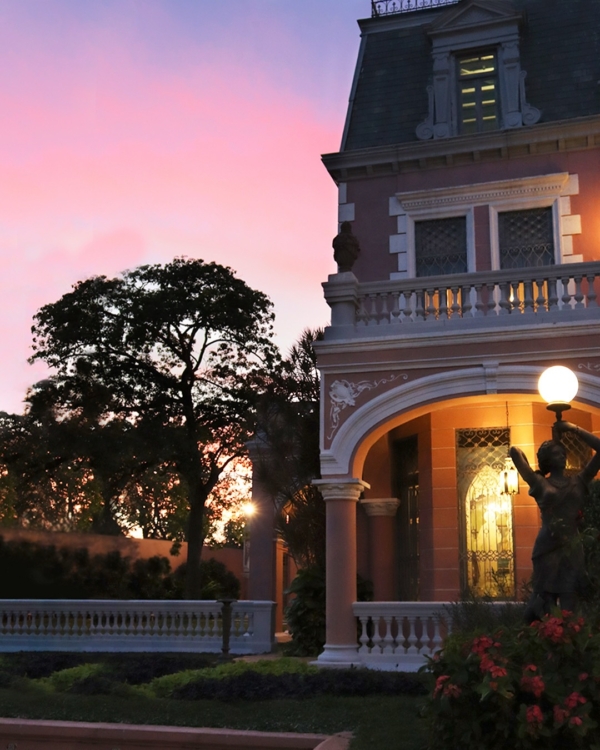 El Pinar, un castillo rosado que desafía la imaginación en México