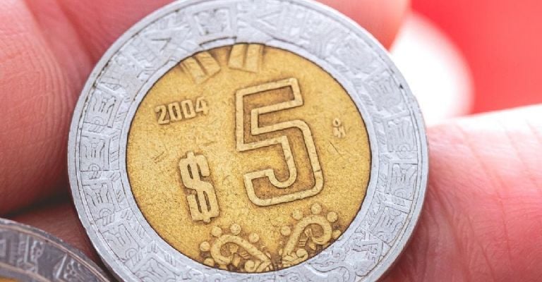 Estas son las monedas de 5 y 10 pesos que debes cambiar