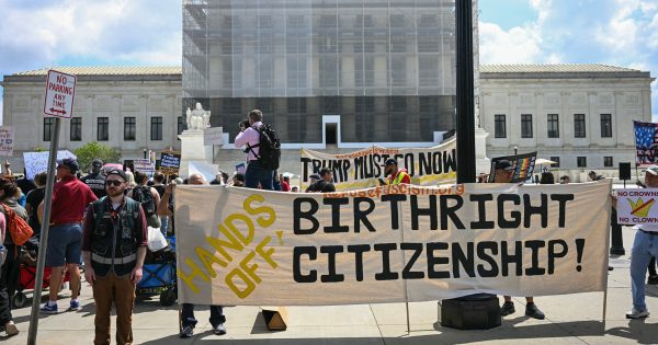 La audiencia de la Corte Suprema expuso la ilegalidad de la apuesta de Trump para eliminar el derecho a la ciudadanía por nacimiento