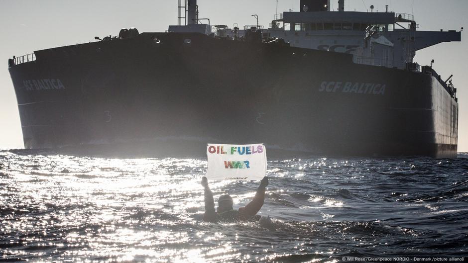 La UE acuerda nuevas sanciones contra Rusia: una flota en la sombra a la vista