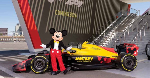 Mickey Mouse y la F1 le ponen velocidad